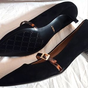 ~Brand New~Vionic Heels~size 10~Black Suede~Animal Print Strap~Arch Support~